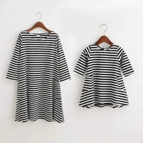 1pcs Family Dress Mother Daughter Summer Fashions Striped Family Look Matching Clothes Mom And Daughter Dress Family Clothing