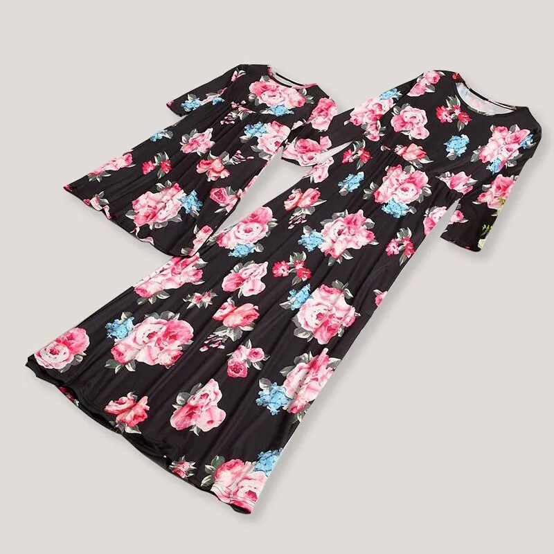 Autumn Mommy And Me Clothes Sweet Printing Dresses For Girls Woman