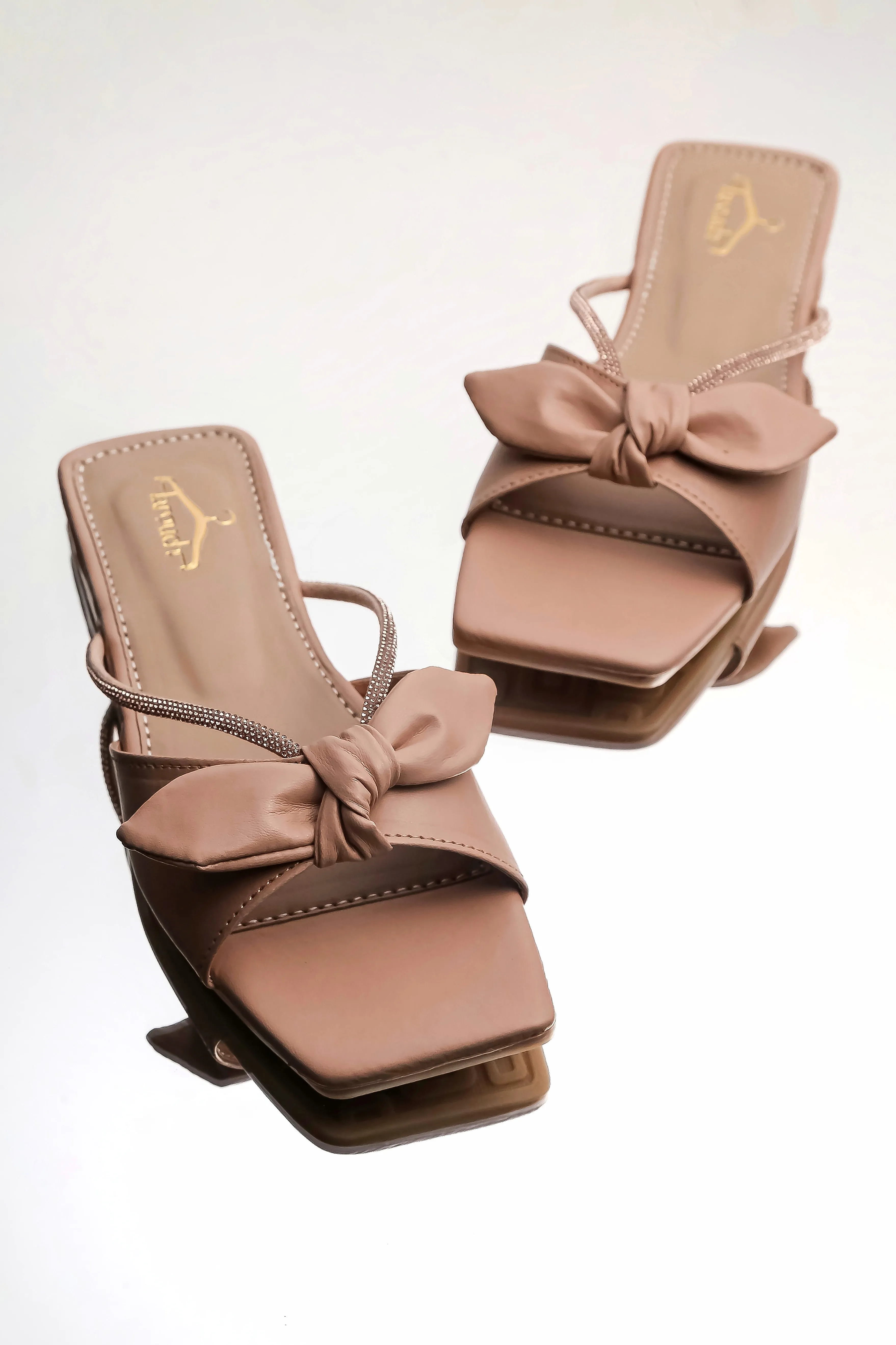 Brauch Women Peach Rhinestone Embellished Bow Flats