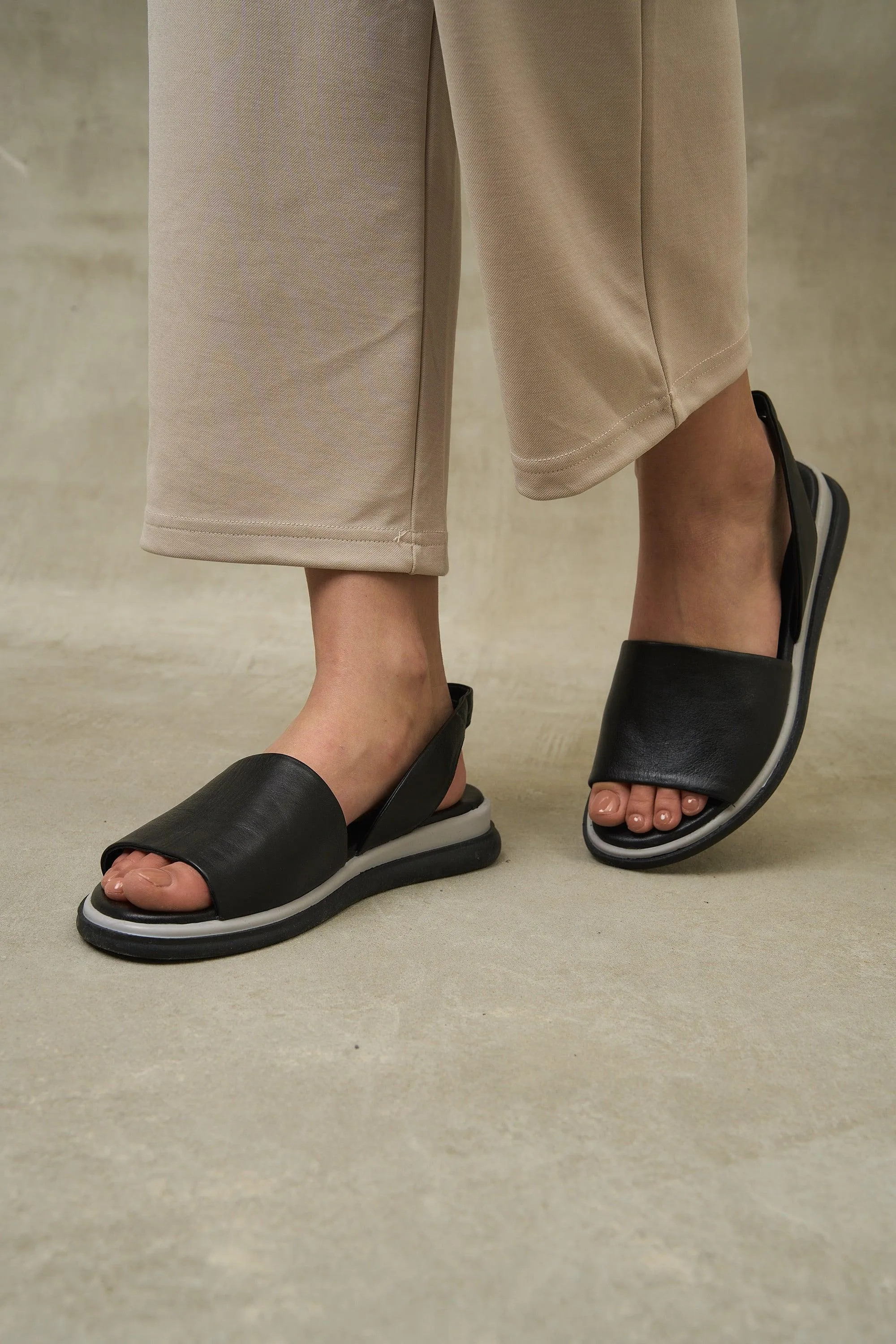 Lola Slide
