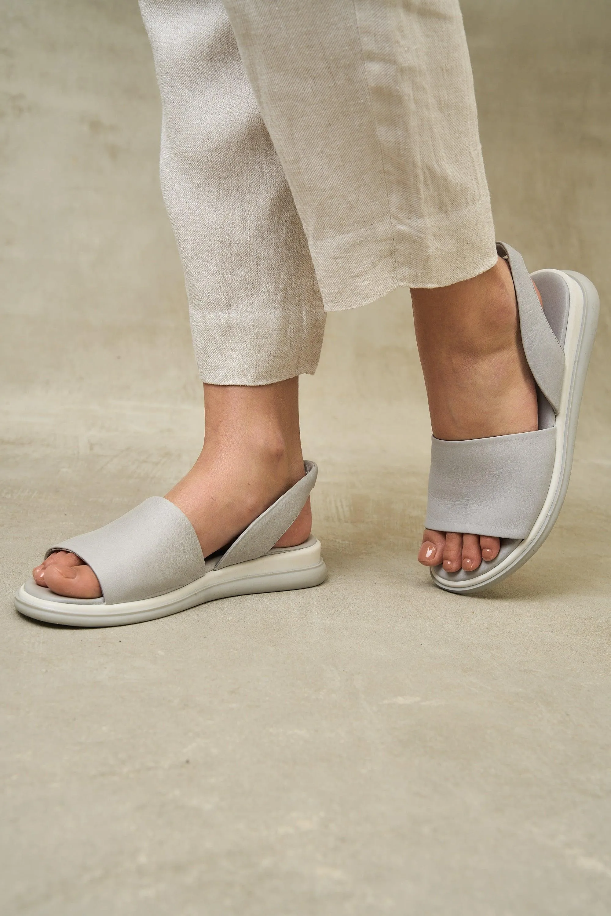 Lola Slide