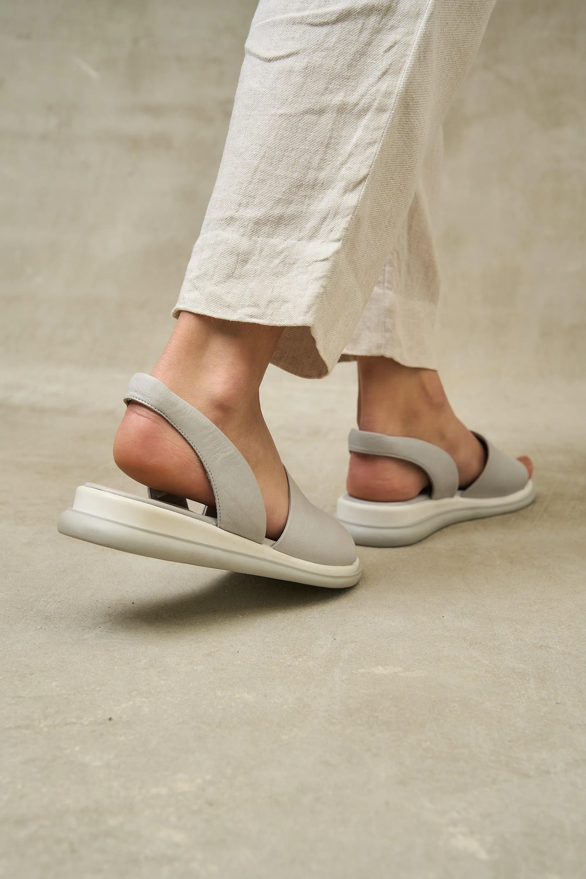 Lola Slide