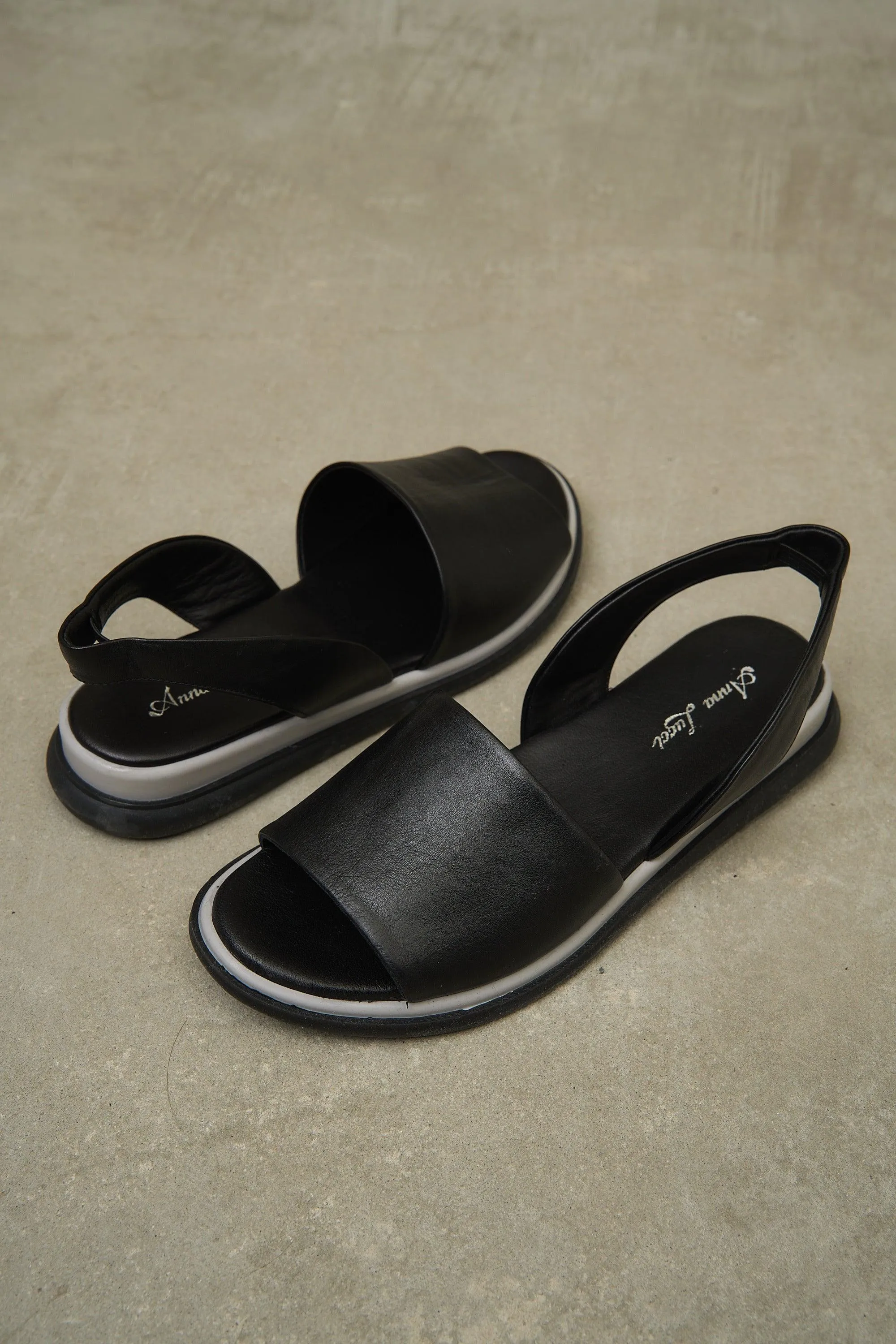 Lola Slide