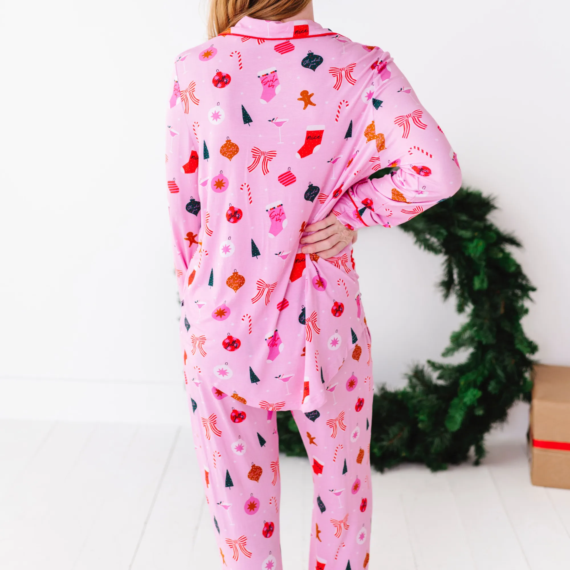 Merry Pinkmas "Mistle-Toast" Mama Luxe Lounge Set