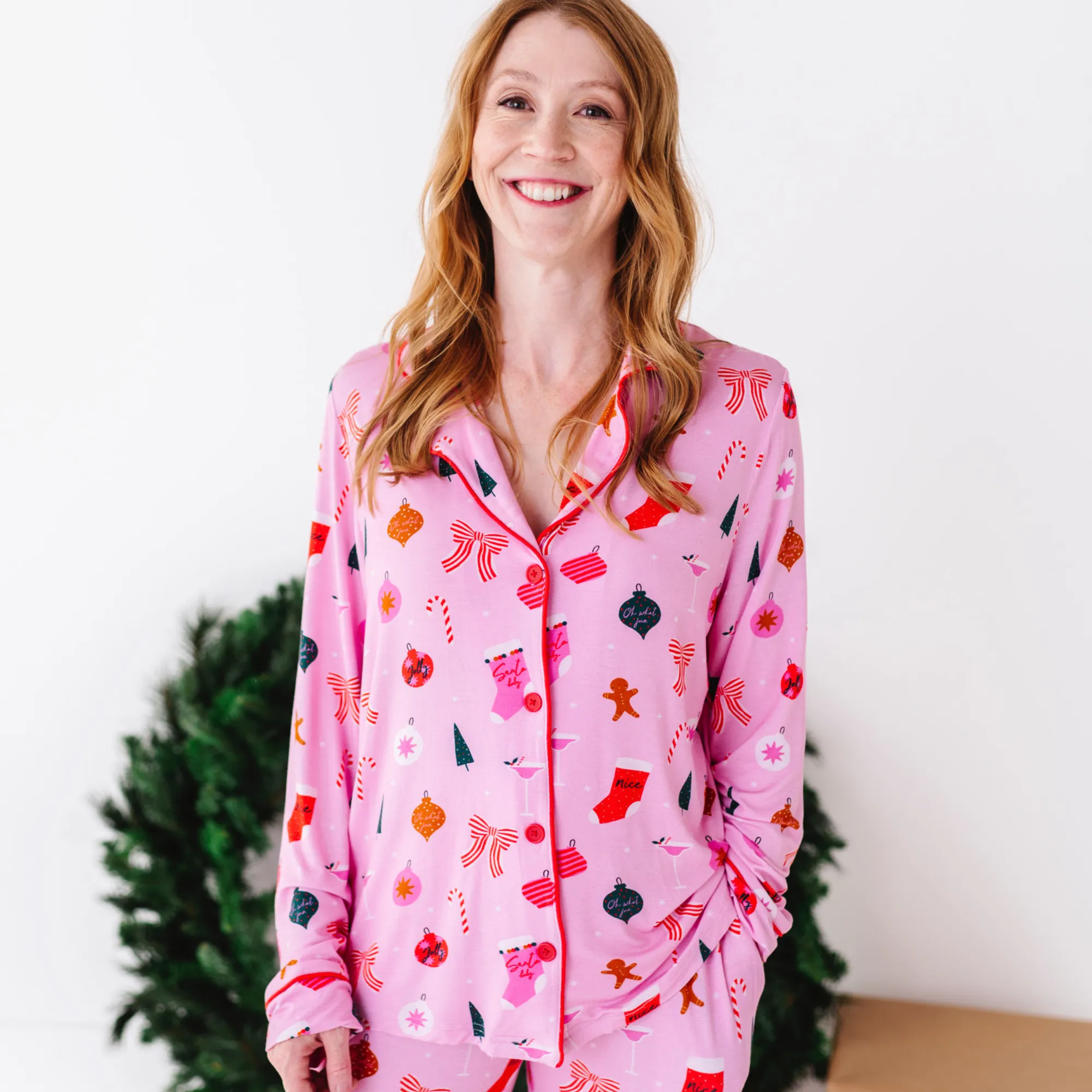 Merry Pinkmas "Mistle-Toast" Mama Luxe Lounge Set