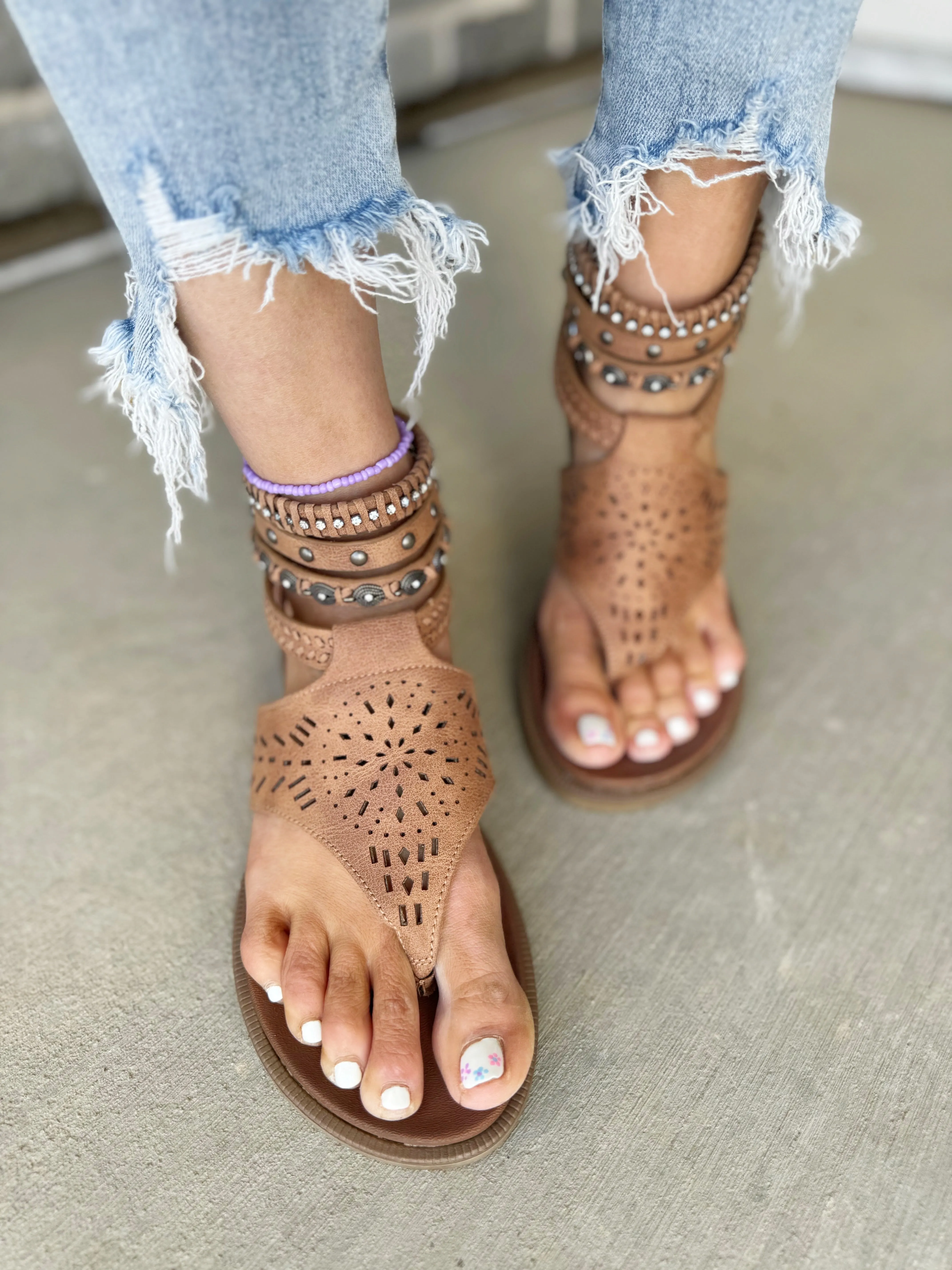Very G Mazey Sandals in Nude