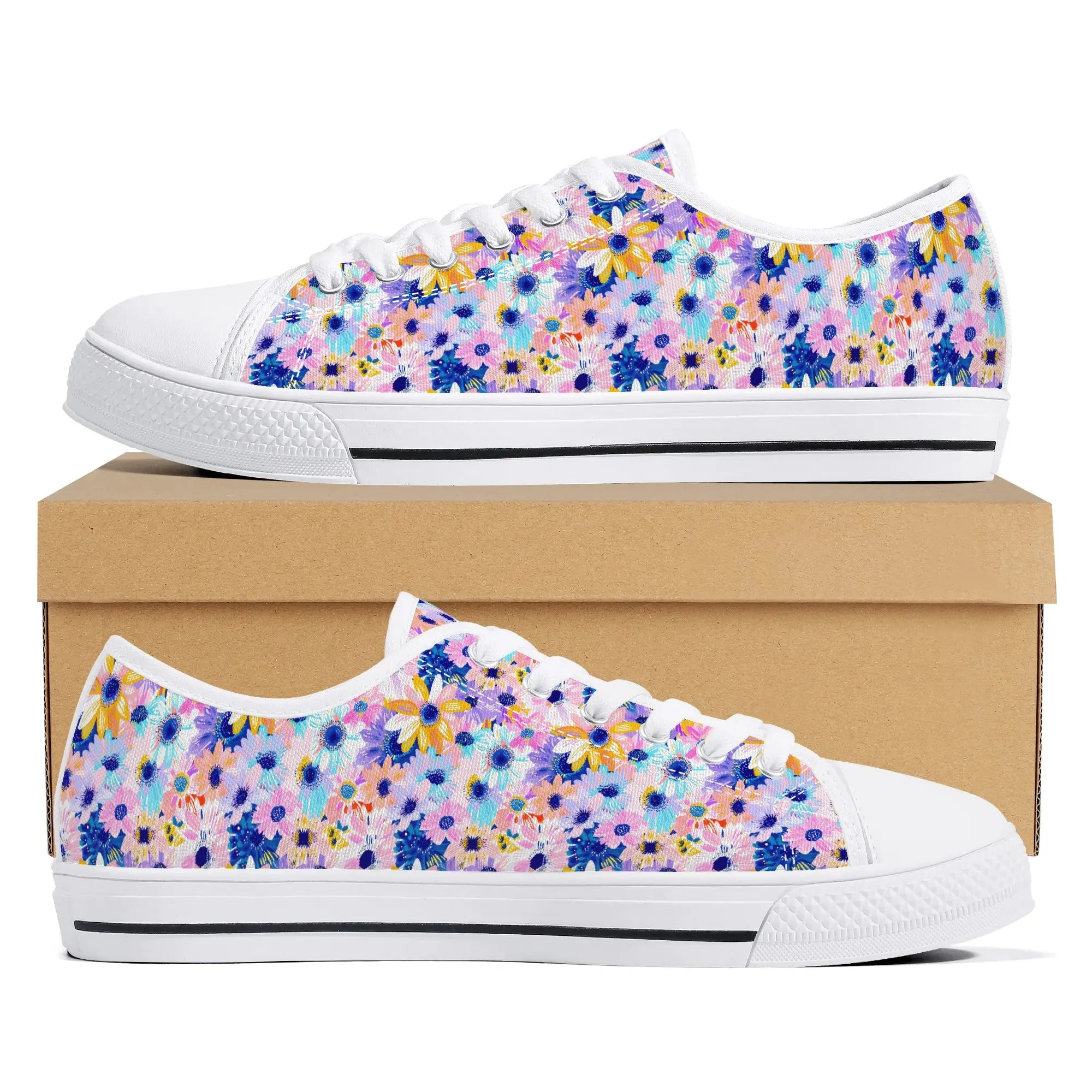 Watercolor Wonderland: Large Colorful Daisies Blooming with Radiance Womens Low Top Canvas Sneakers US5.5 - US12